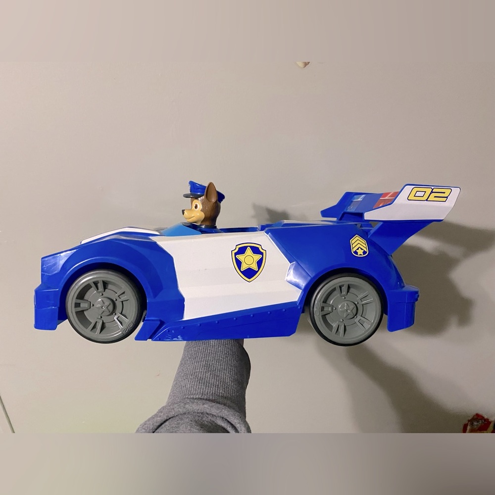 Chase toy